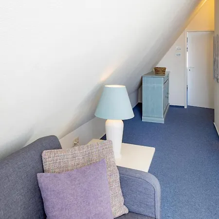 Cap San Lorenzo List